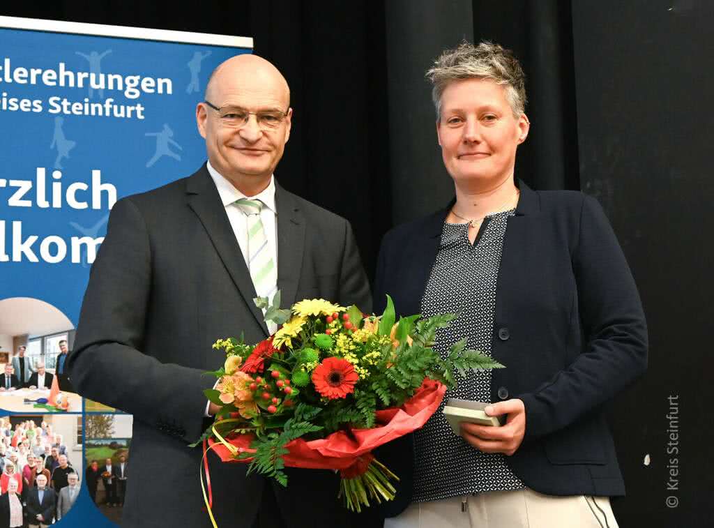 Imke Holtmeyer erhält die Silberne Sportplakette 2023 des Kreises Steinfurt