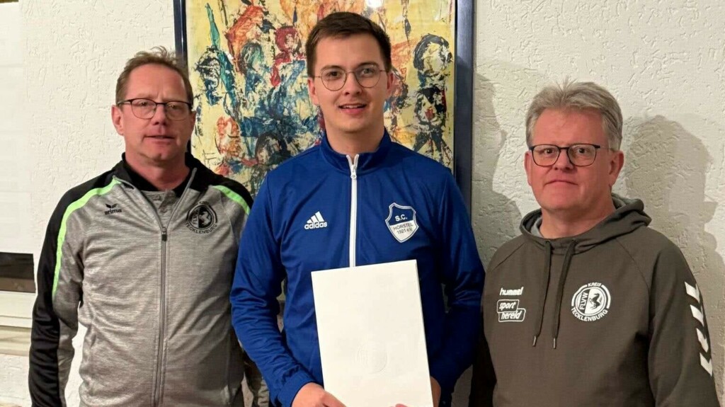 Mattes Egelkamp vom SC Hörstel ist Träger der Auszeichnung "Fußballheld"